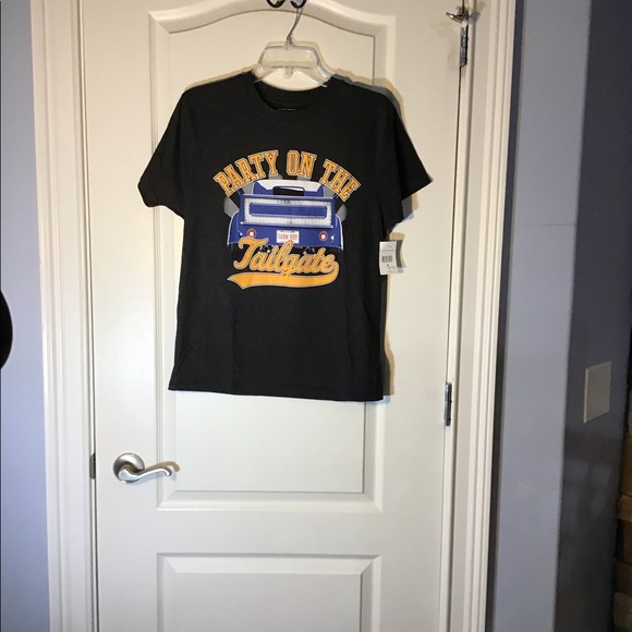 FarmBoy brand new shirt - Picture 1 of 2